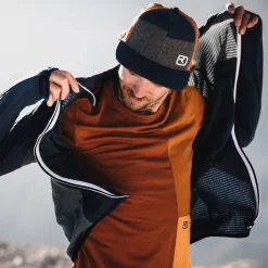 ORTOVOX Hoodies & Fleece-Jacken^FLEECE LIGHT GRID HOODED JKT M wildherbs