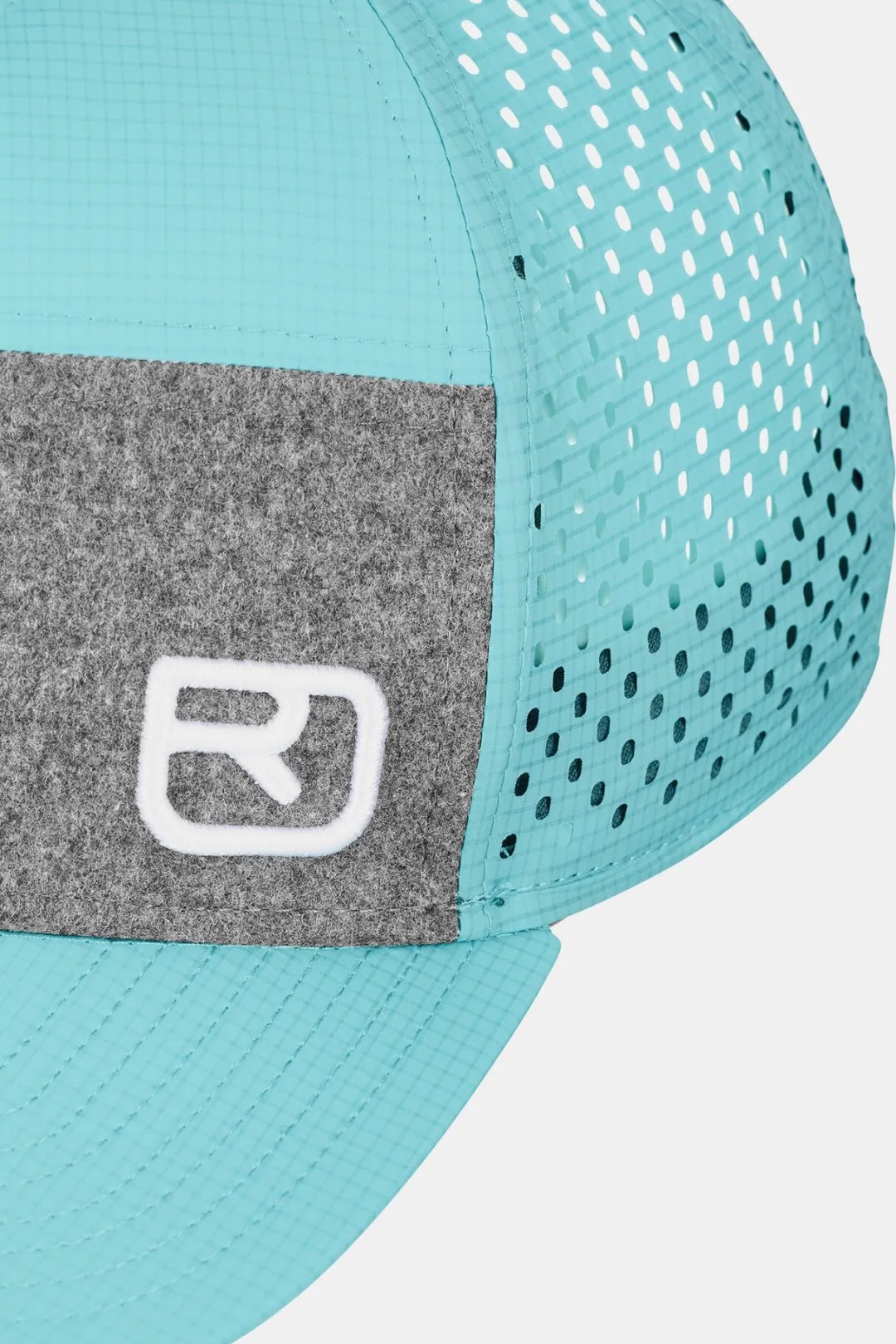 ORTOVOX Headwear & Neckwarmer^LOGO AIR TRUCKER CAP icewaterfall