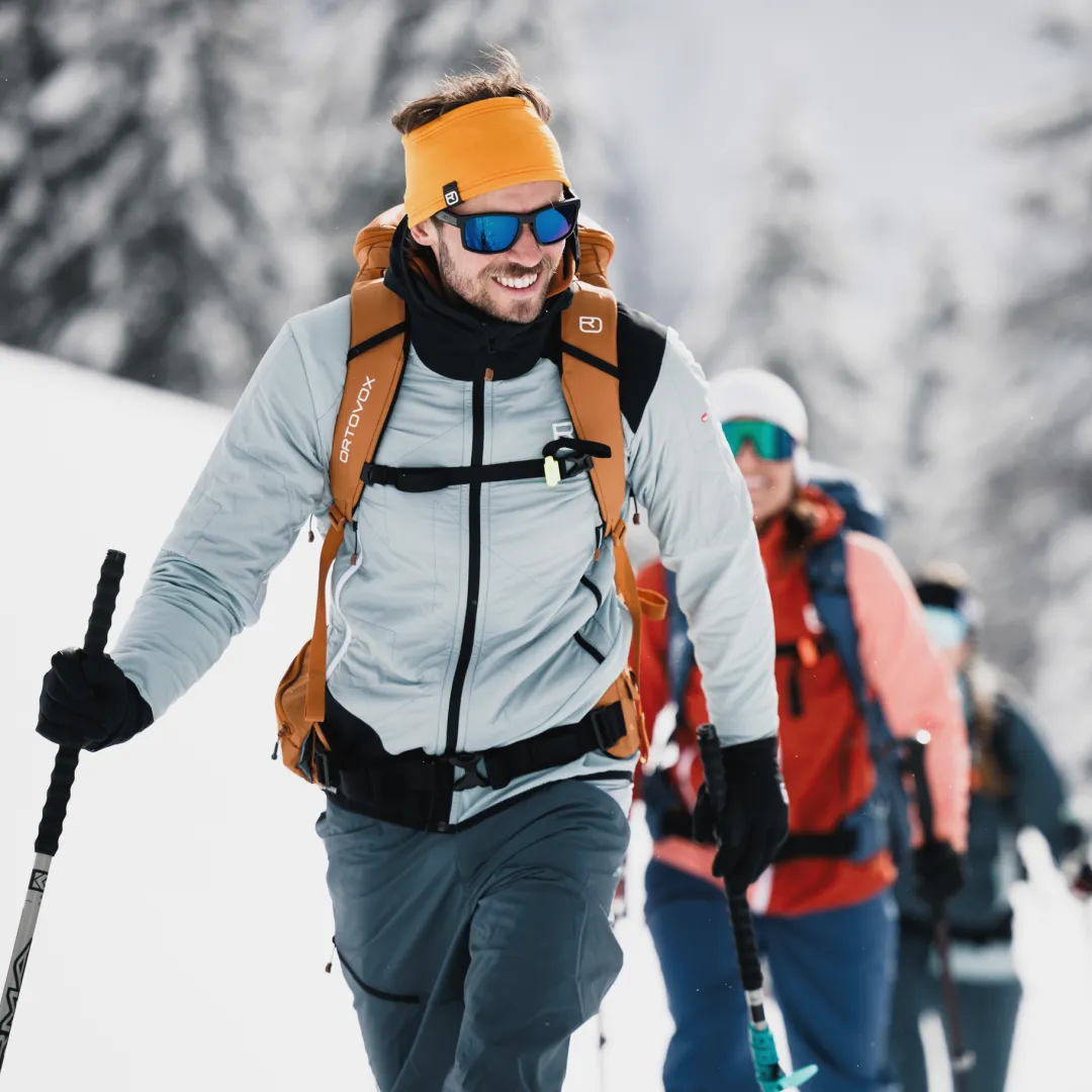 ORTOVOX Jacken & Westen^SWISSWOOL COL BECCHEI HYBRID JACKET M mountainblue